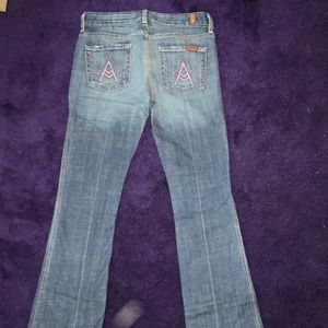 “A” pocket 7 jeans